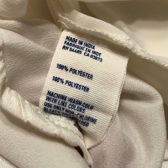 American Eagle Blouse Size Medium Cream Three Quarter Sleeves Split Back Design - Picture 11 of 11